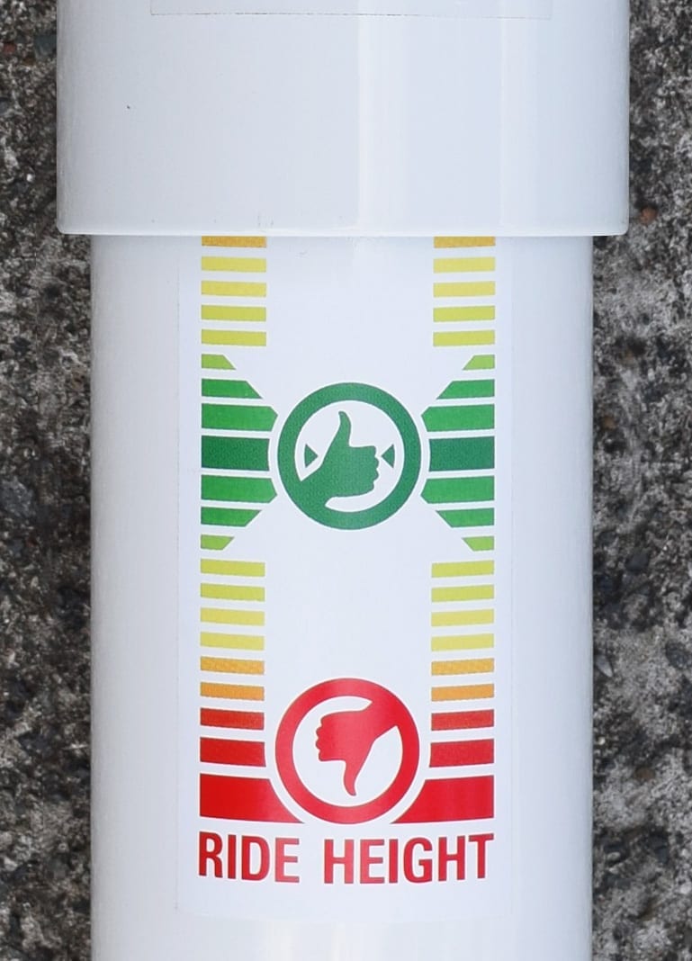 Ride Height sticker Close upAMBER Powerdown Powerdown